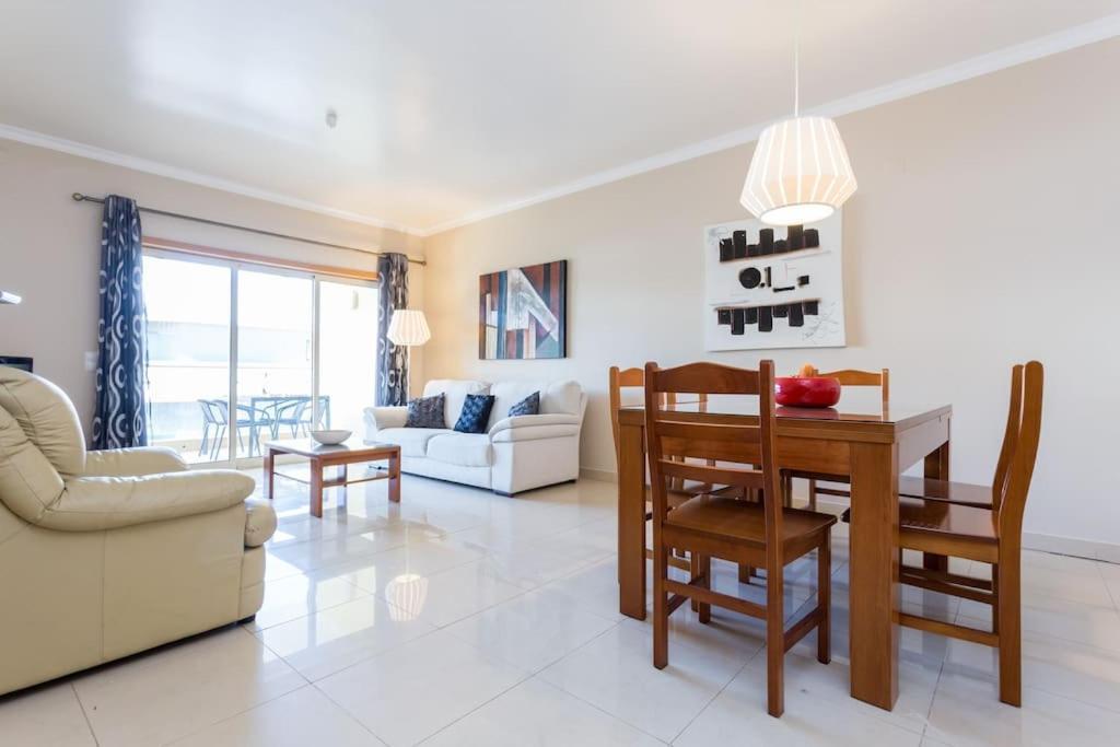 Sea Breeze Lagos Apartment Exterior foto