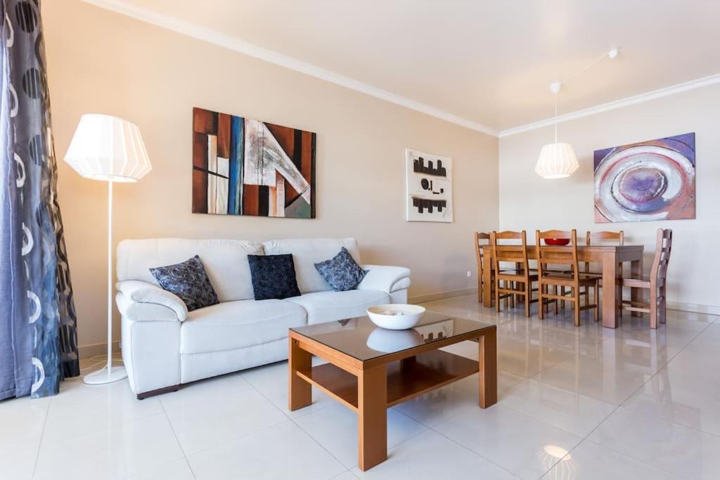 Sea Breeze Lagos Apartment Exterior foto